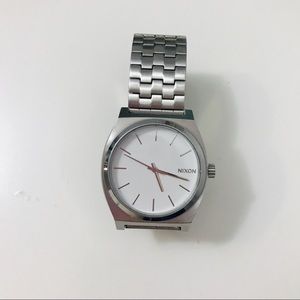 Nixon Watch